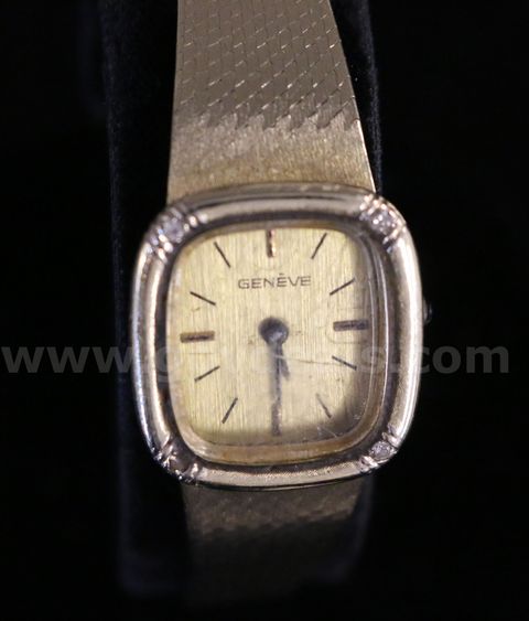 Ladies Gruen 17 Jewel Watch 14K Y/G Case, Back & Band W/Diamonds, 35.1 Grams