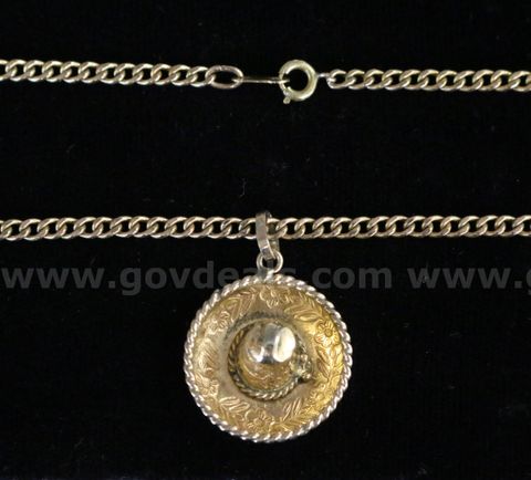 10K Yellow Gold Link Necklace With Sombrero Hat Pendant, 13.9 Grams