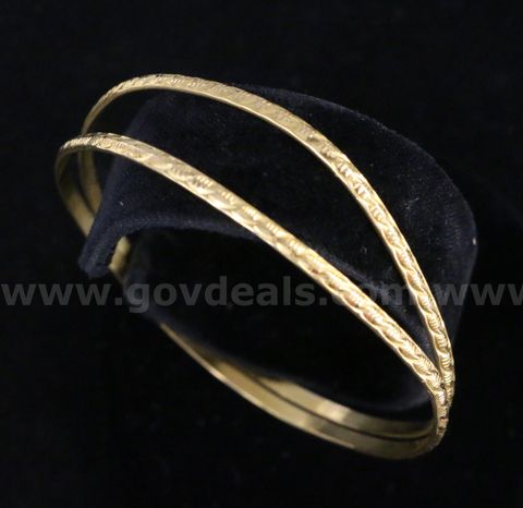 18K Yellow Gold Etched Bangle Design Bracelets, 17.2 Grams