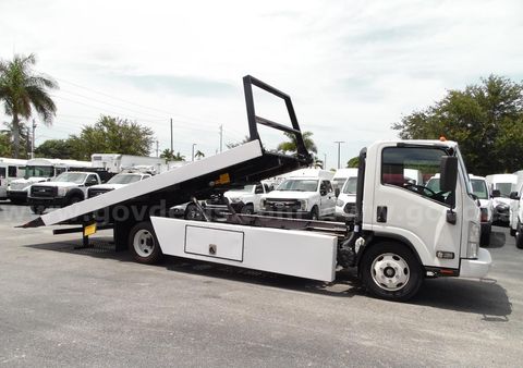 Isuzu NRR Rollback Flatbed Tow Truck 44,687 Miles