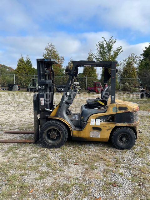 2006 Caterpillar P6000 Diesel Forklift