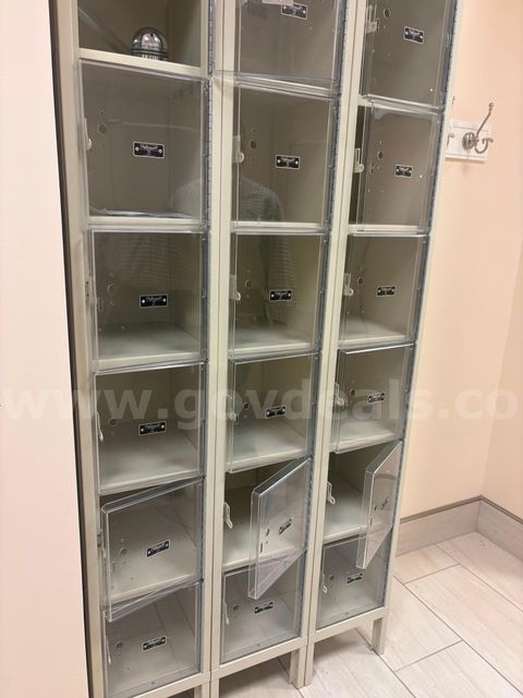 The "Glassy" Clear-View Lockers (18 Chambers Total)