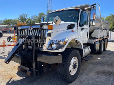 2011 International 7400 Tandem Axle Dump Truck, 9.3L L6 DIESEL