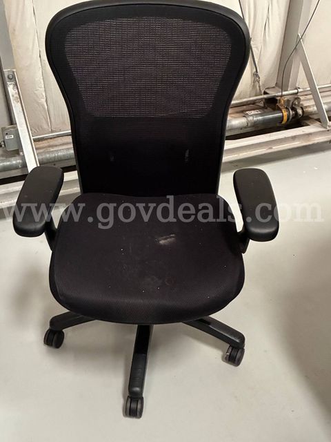 Desk Chair - Black Fabric & Mesh