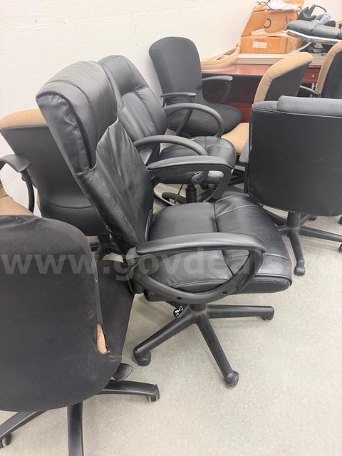 9 rolling office chairs