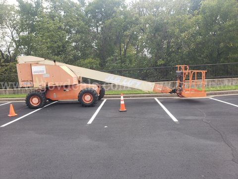 JLG 60 Foot Boom Lift, 1980's, diesel powered, recent upgraded basket