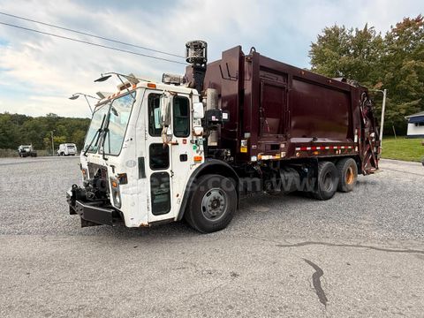 2013 Mack Split Body Packer