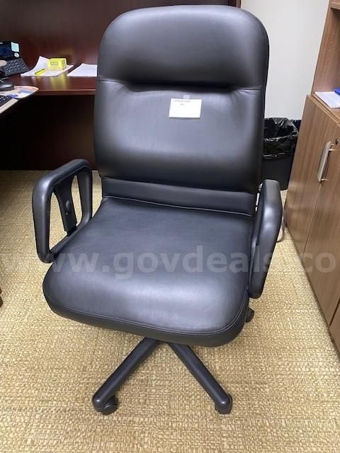 Task Chair