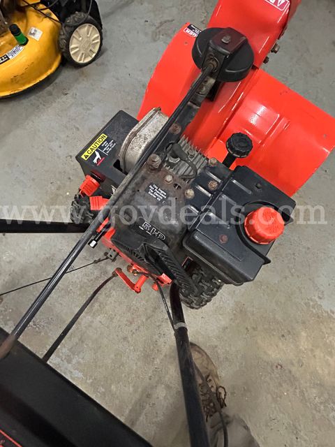Ariens -ST524 (gas) 5 HP-Snow blowers