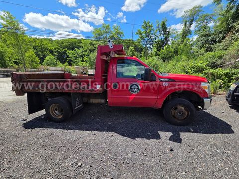 2015 Ford F-350 SD