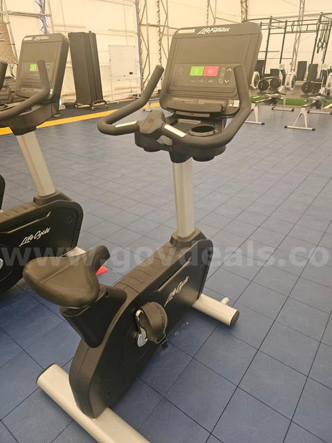 LF Integrity SC Upright Bike