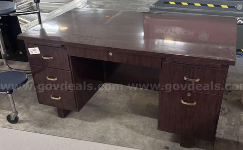 Double pedestal desk