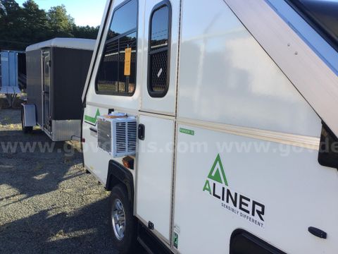 Pop-Up Camper Trailer (2018 Aliner Ranger 12)