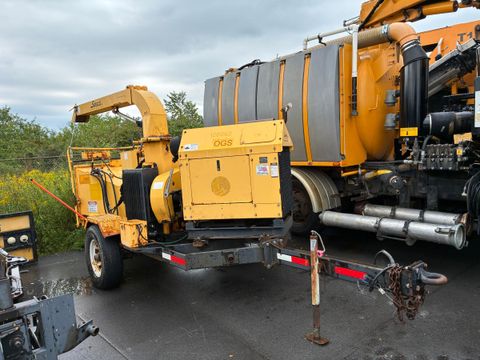 2012 Salsco 813 Woodchipper with Single-Axle Trailer