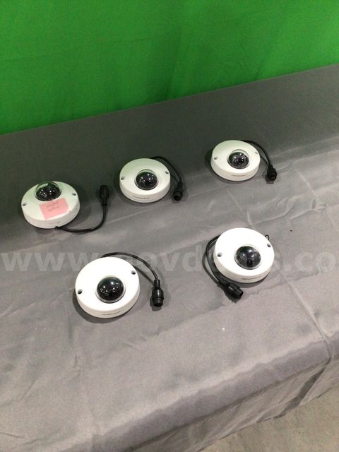Lot of (10) Illustra Flex 3MP Outdoor Security Cameras