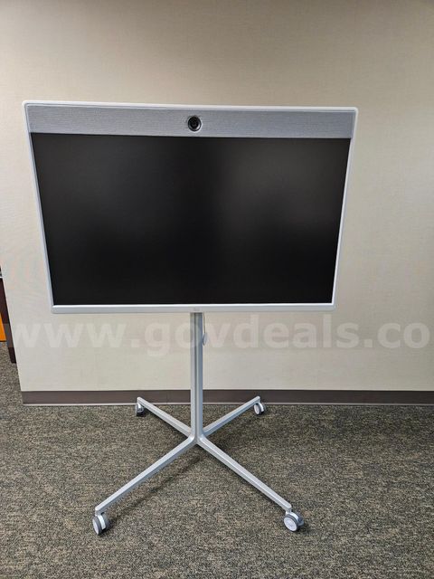 Lot of (2) Cisco Teleconference Monitors and (2) Cisco Tablets