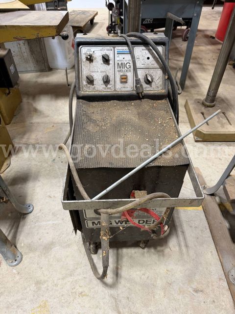 Marquette Model 12-185 MIG Welder