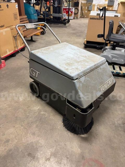 2015 RPS Corporation Tomcat 34T Sweeper Walk Behind
