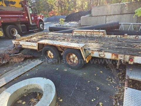 2000 Cross Country Trailer
