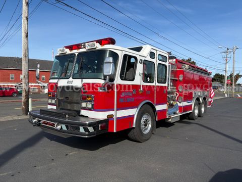 2004 Emergency One Fire Truck