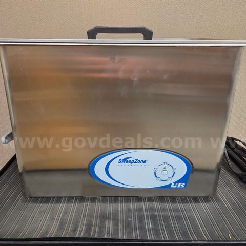 L&R Ultrasonics SweepZone 310 (S310) Ultrasonic Cleaner