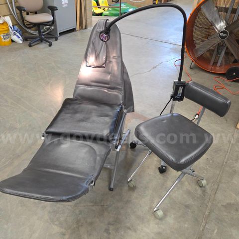 Portable Dental Equipment Bundle - Aseptico ADC-01CS Chair, Aseptico ADC-08 Stool & HEINE HL1200 Light w/Cases