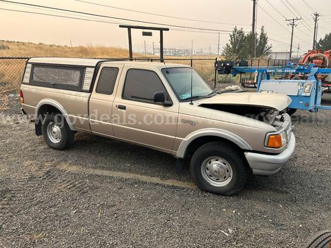 1996 Ford Ranger XL SuperCab 4WD