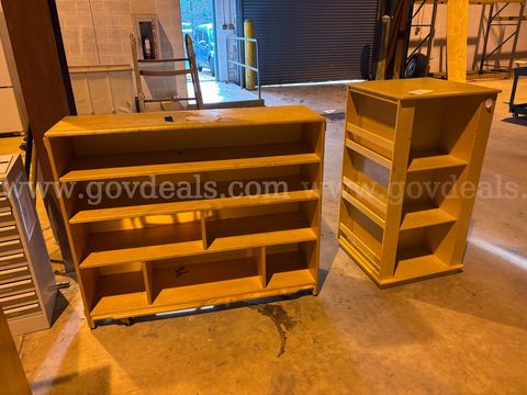 Children's Furniture, Cubbies, Tables, Chairs and Toys (1 Lot)