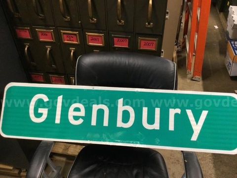 Glenbury Street Sign