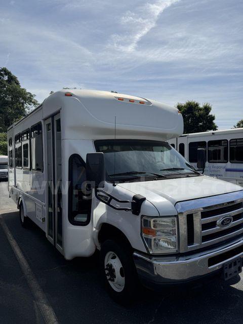2016 Ford Econoline