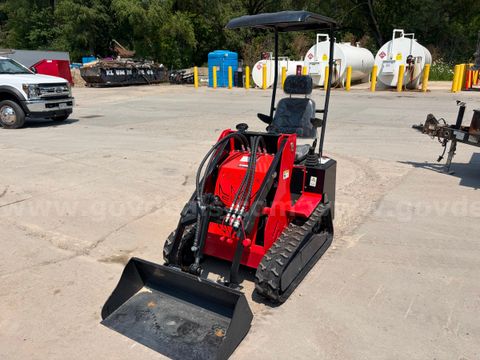 2026 SDLANCH SSL580 Ride On Skid Steer