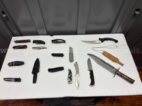 Assorted Knives