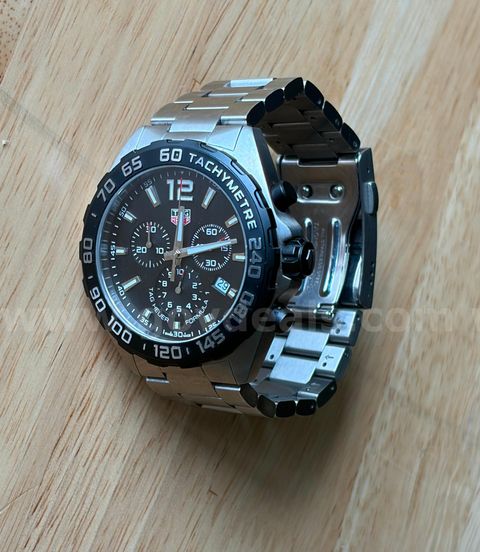 TiDDRs: 43mm TAG Heuer Formula 1 Quartz Chronograph Men's Watch. Stainless steel. Working condition confirmed by jeweler