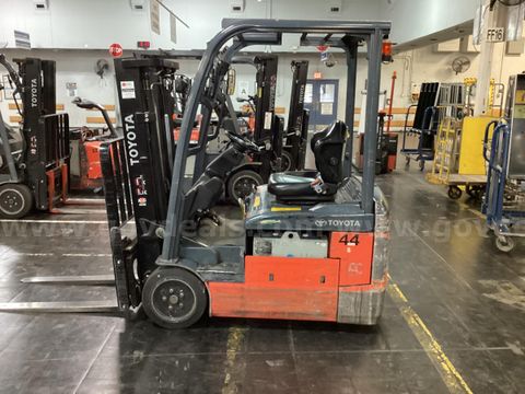 Toyota Forklift (Operational)