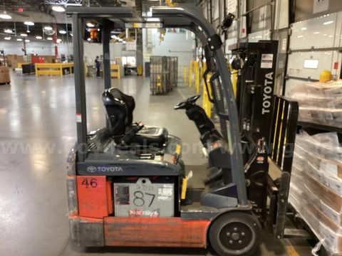 Toyota Forklift (Operational)