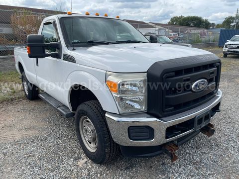 2011 Ford F-250 Super Duty XL 4WD Regular Cab Pickup • 6.2L V8 Gas • Runs • Starts with Boost