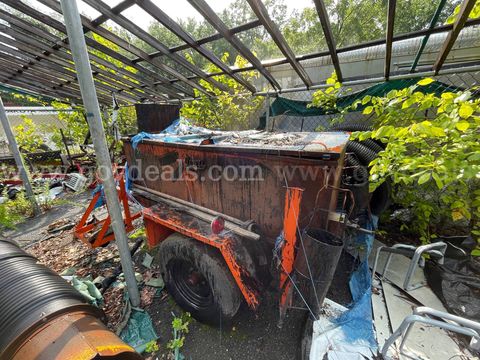 Aeroil Products Co. Inc. Tar Kettle / Asphalt Melting Kettle Trailer
