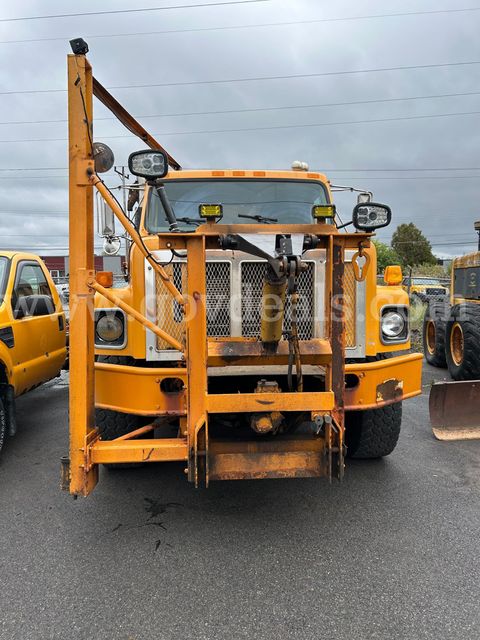 2002 International 2674 Snow Plow Truck SEE VIDEO!!!