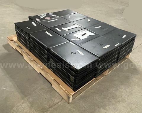 Dell Latitude E5550 & E5570laptops on 1 pallet, hard driveswiped. Used. NO power bricks included