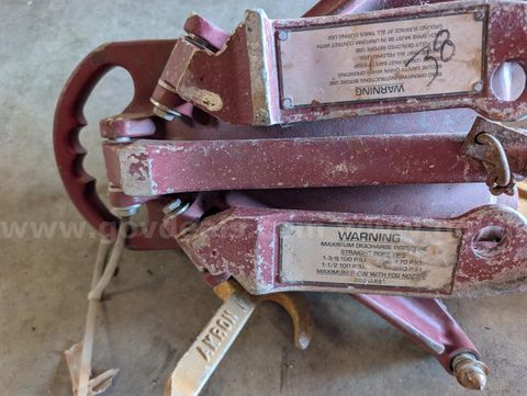 Akron monitor, Akron hose clamps