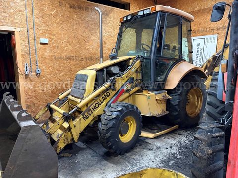 1999 New Holland 655E Backhoe w/ Additional Buckets