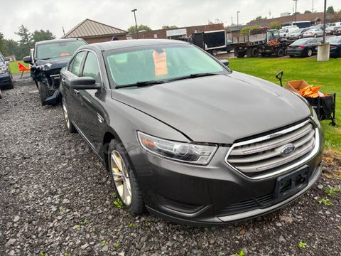2018 Ford Taurus SE FWD (R1)