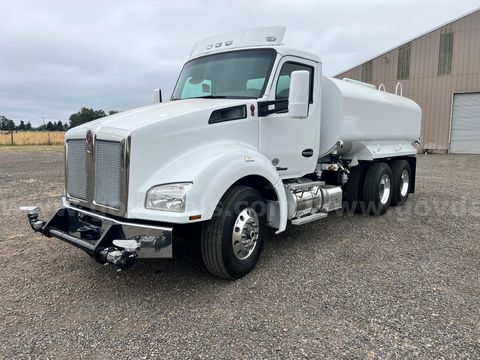 2017 Kenworth T880 With NEW 2026 Water Truck System