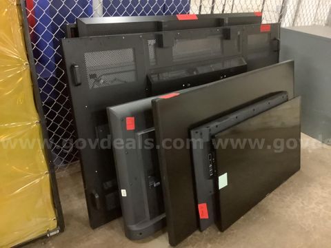 Lot TVs