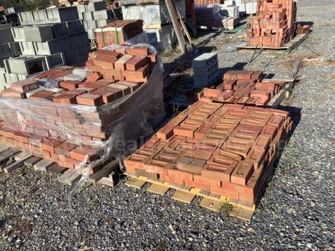 Lot of 5 partial pallets of bricks