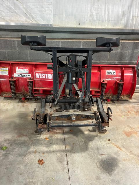 Western Snow Plow V Plow 8'-6" Wide