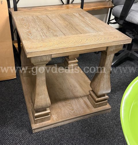 End table