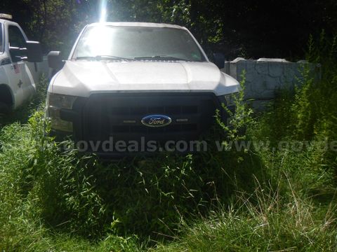 2016 Ford F-150 XL SuperCrew 5.5-ft. Bed 4WD