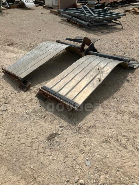 FENDERS- class A truck Fenders-- Stripe Pattern Fender Set