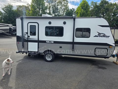 2022 Jayco Jay Flight 195RB Nice Lightweight Camper Great Shape